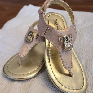 Michael Kors Toddler 8 Pink Shimmer & Gold Thong Sandals